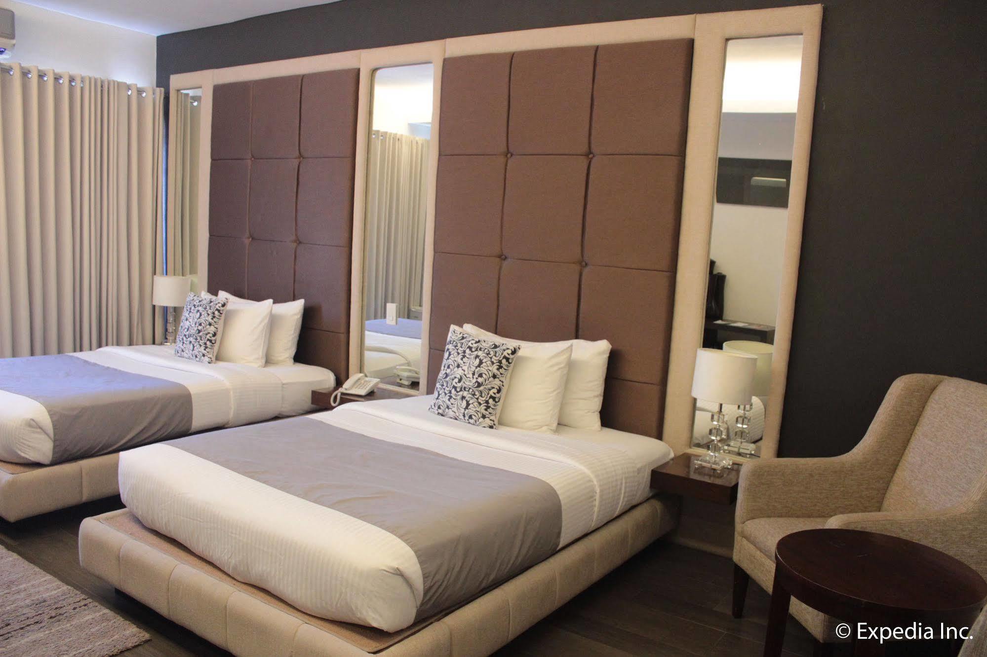 Segara Suites Olongapo Exterior photo